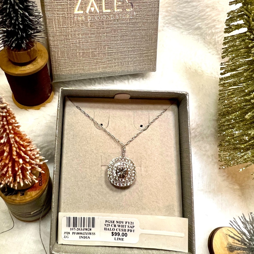 Brand new Zales halo necklace